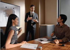 <b>可从动识别讲话人、区分对</b>